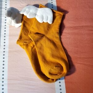 Yellow ankle winged socks